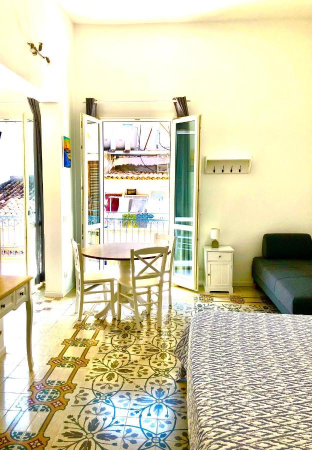Casa Colore Loft Кастеламаре дел Голфо Екстериор снимка